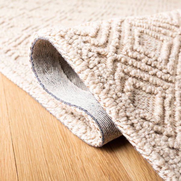 Safavieh Trace 250 Hand Tufted Wool Rug TRC250B-25