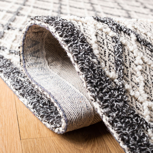 Safavieh Trace 251 Hand Tufted Wool Rug TRC251G-2640