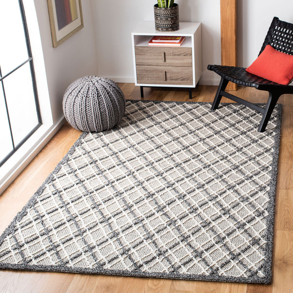 Safavieh Trace 251 Hand Tufted Wool Rug TRC251G-2640