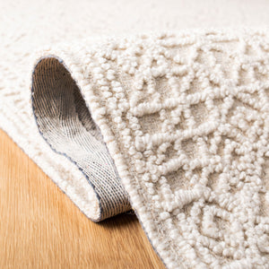 Safavieh Trace 255 Hand Tufted Wool Rug TRC255B-57