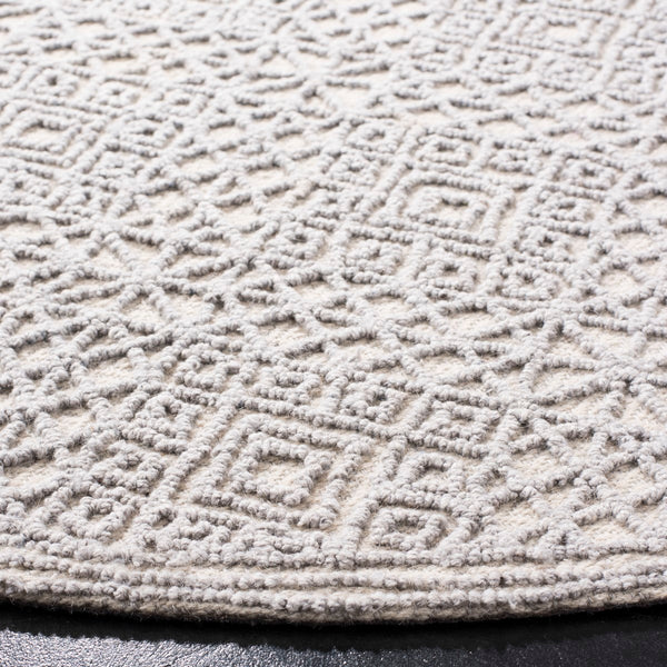 Safavieh Trace TRC255 Hand Tufted Rug
