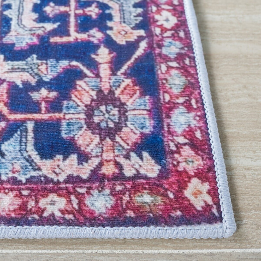 Safavieh Tucson 108 M/W S/R Power Loomed 100% Polyester Pile Traditional Rug TSN108Q-5SQ