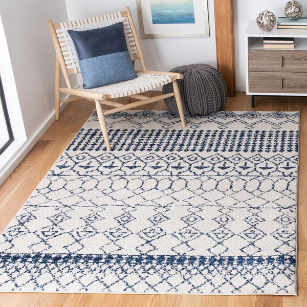 Tulum 229 Bohemian Power Loomed Polypropylene Pile Rug Ivory / Navy