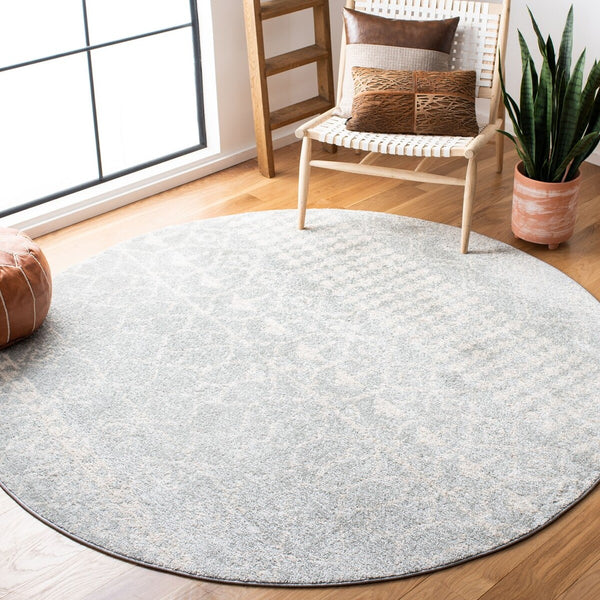 Tulum 229 Bohemian Power Loomed Polypropylene Pile Rug Light Grey / Ivory
