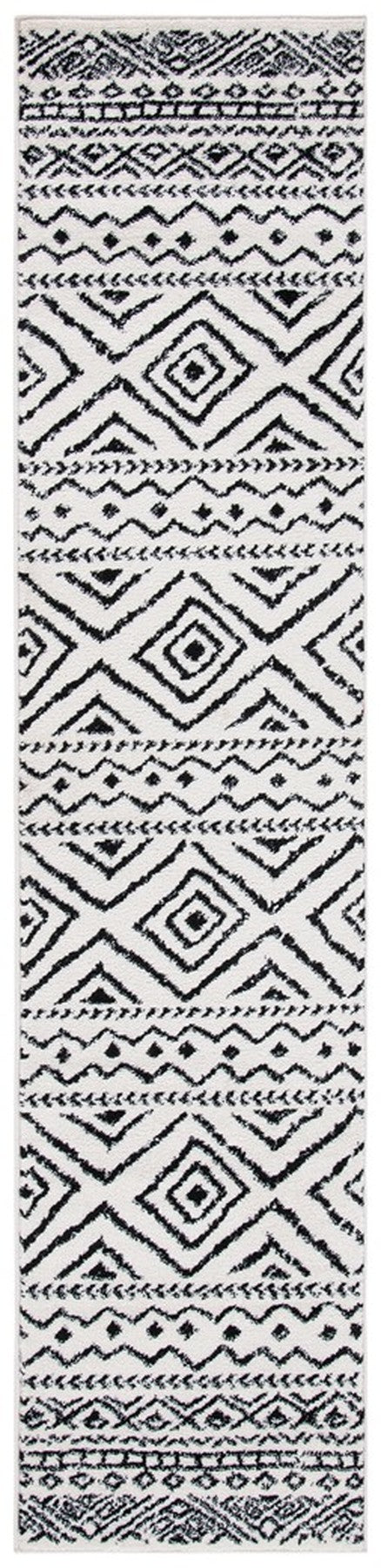 Tulum 267 Bohemian Power Loomed Polypropylene Pile Rug Ivory / Black