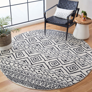Tulum 267 Bohemian Power Loomed Polypropylene Pile Rug Ivory / Black