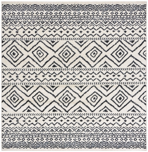 Tulum 267 Bohemian Power Loomed Polypropylene Pile Rug Ivory / Black