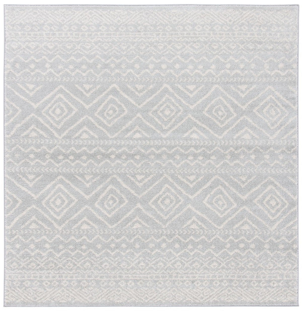 Tulum 267 Bohemian Power Loomed Polypropylene Pile Rug Light Grey / Ivory