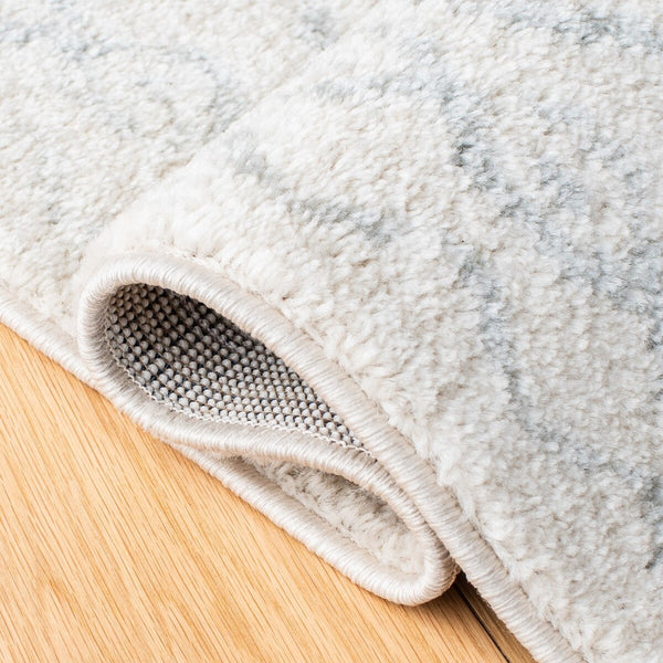 Safavieh Tulum 268 Power Loomed 60% Polypropylene/40% Jute Bohemian Rug TUL268B-5SQ