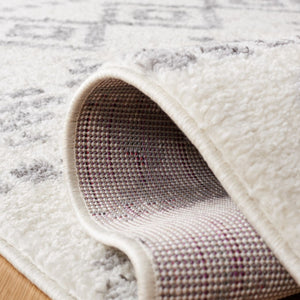 Tulum 600  Powerloomed 78 % Polypropylene + 14 % Jute + 8 % Latex Rug Ivory / Grey