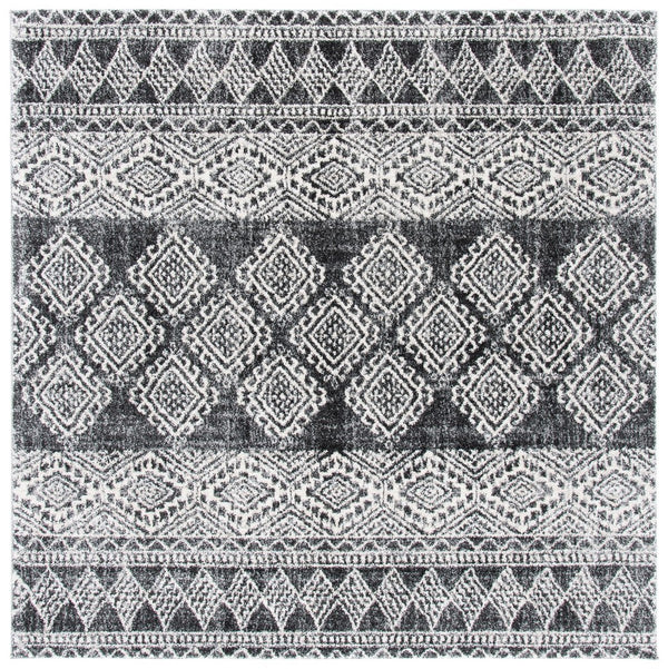Tunisia 734 Bohemian Power Loomed 100 % Polyproplene Pile Rug Black / Ivory