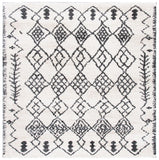 Tunisia 736 Bohemian Power Loomed 100 % Polyproplene Pile Rug Ivory / Black