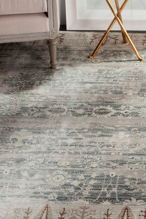 Safavieh Valencia VAL118 Power Loomed Rug