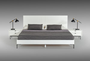 VIG Furniture Nova Domus Valencia Contemporary White Bed VGMABR-76-BED