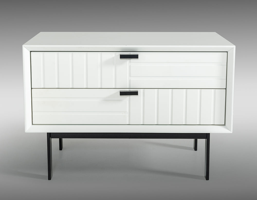 VIG Furniture Nova Domus Valencia Contemporary White Nightstand VGMABR-76-NS
