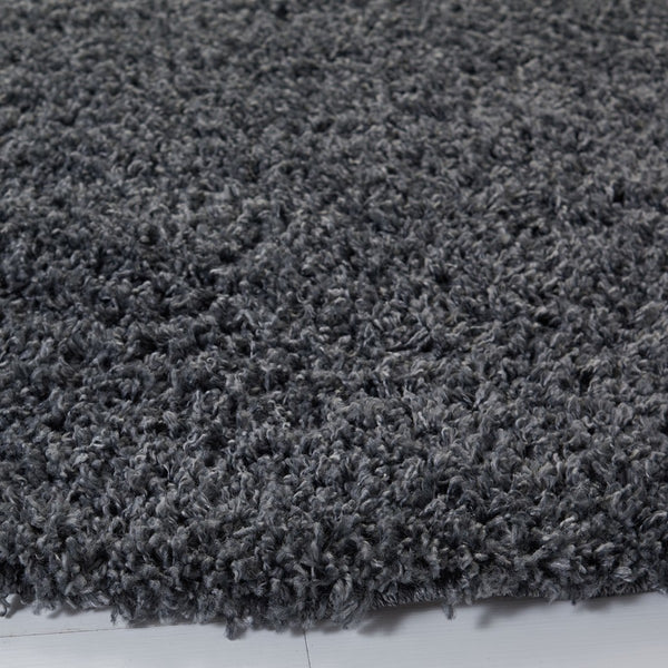 Venus Shag 500 Venus Shag 520 Shag Power Loomed 60% Polypropylene 35% Recycled Polyester 5% Latex Rug Dark Grey