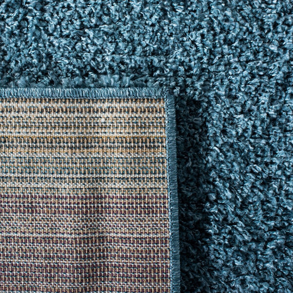 Venus Shag 500 Venus Shag 520 Shag Power Loomed 60% Polypropylene 35% Recycled Polyester 5% Latex Rug Blue