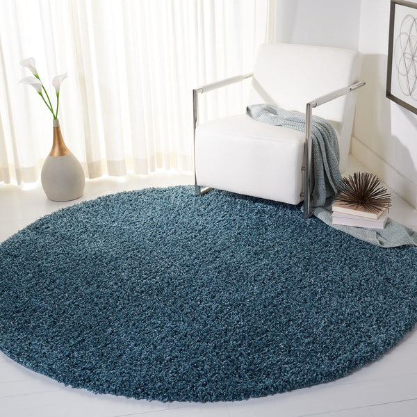 Venus Shag 500 Venus Shag 520 Shag Power Loomed 60% Polypropylene 35% Recycled Polyester 5% Latex Rug Blue
