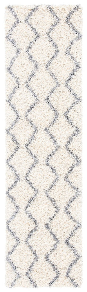 Venus Shag 600 Venus Shag 680 Shag Power Loomed 60% Polypropylene 35% Recycled Polyester 5% Latex Rug Ivory / Grey