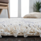 Venus Shag 600 Venus Shag 684 Shag Power Loomed 60% Polypropylene 35% Recycled Polyester 5% Latex Rug Ivory / Grey