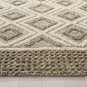 Safavieh Vermont 212 Hand Woven 60% Wool And 40% Cotton Rug VRM212B-9