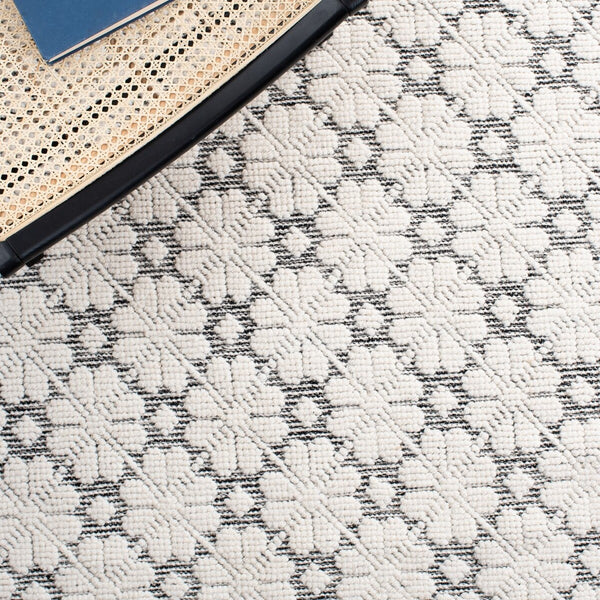 Safavieh Vermont 303 Hand Woven Wool Pile Rug X22X VRM303Z-3