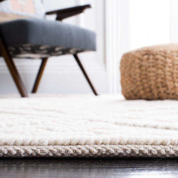 Safavieh Vermont 306 Hand Woven Wool Pile Rug X22X VRM306A-3