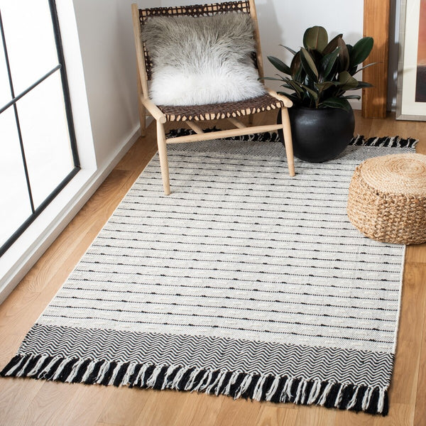 Vermont 504 Flat Weave 50% Wool, 50% Cotton 0 Rug Ivory / Black 50% Wool, 50% Cotton VRM504A-5