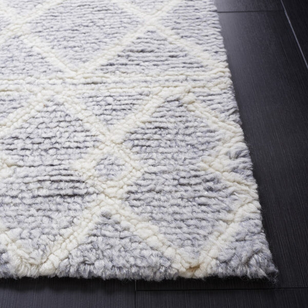 Safavieh Vermont 554 Hand Tufted New Zealand Wool and Cotton with Latex Contemporary Rug VRM554F-8