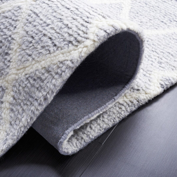 Safavieh Vermont 554 Hand Tufted New Zealand Wool and Cotton with Latex Contemporary Rug VRM554F-8