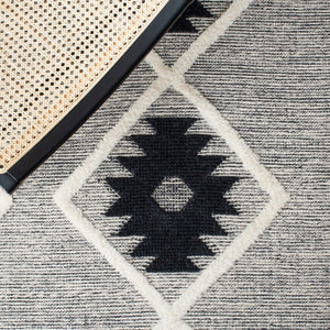 Safavieh Vermont Woollen Dhurry (Hand-Loomed) 60% Wool 40% Cotton Rug Black / Ivory VRM602H-3