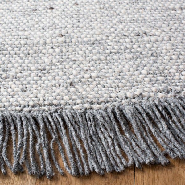 Safavieh Vermont 701 Hand Loomed 60% Wool/20% Polyester/and 20% Cotton Rug VRM701A-8