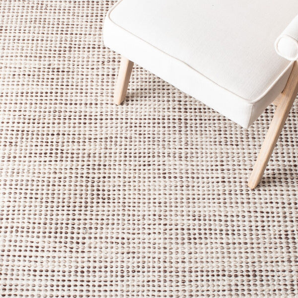 Vermont 805 Hand Tufted 80% Wool, 20% Cotton Rug Brown / Ivory 80% WOOL, 20% COTTON VRM805T-9