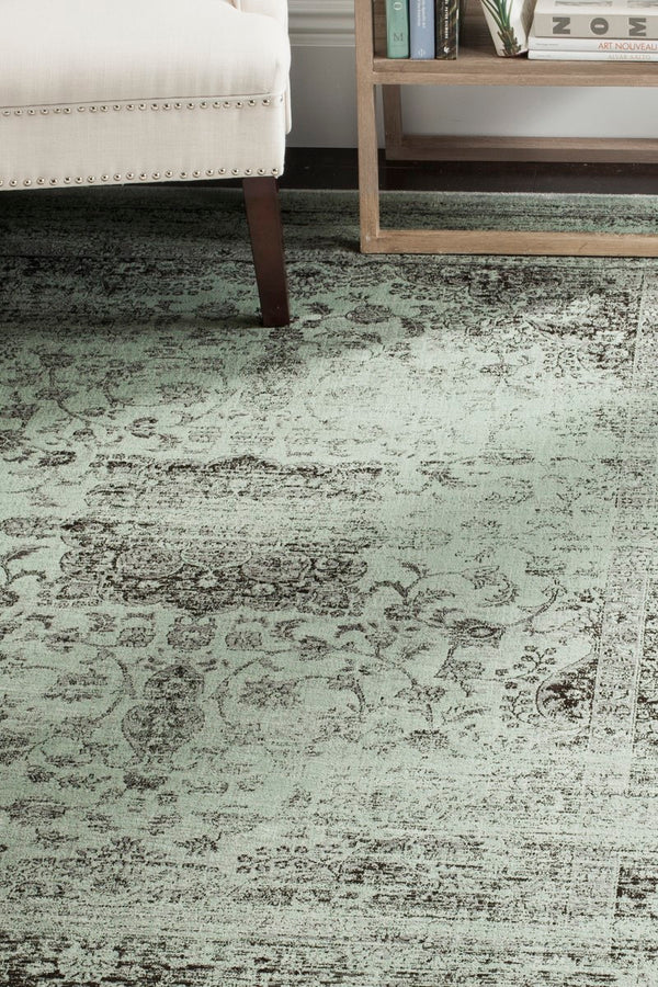 Safavieh Vintage Vtg113 233 Power Loomed Rug