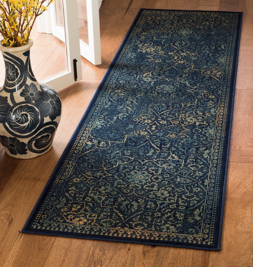 Safavieh Vintage Vtg175 744 Power Loomed Rug