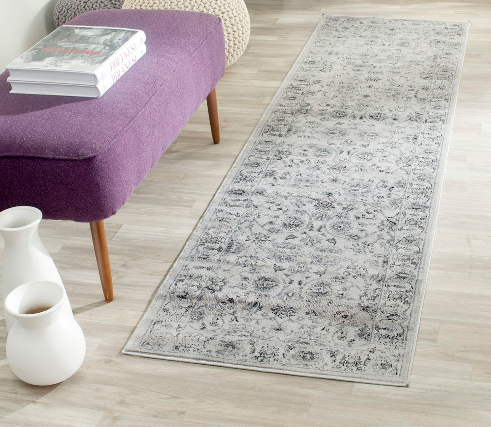 Safavieh Vintage VTG430 Power Loomed Rug