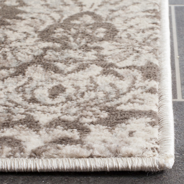 Safavieh Vintage VTG437 Power Loomed Rug