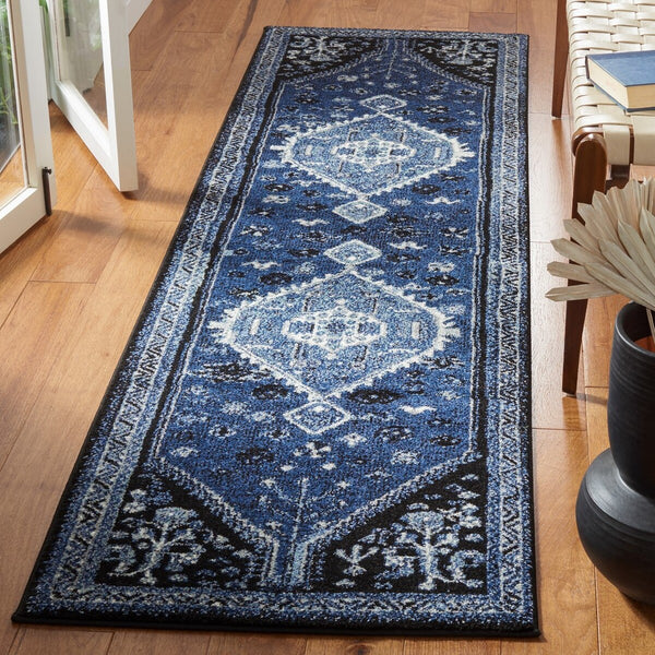 Safavieh Vintage Hamadan 201 Power Loomed Polypropylene Transitional Rug VTH201M-9