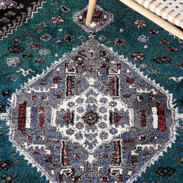 Safavieh Vintage Hamadan 201 Power Loomed Polypropylene Transitional Rug VTH201Y-9