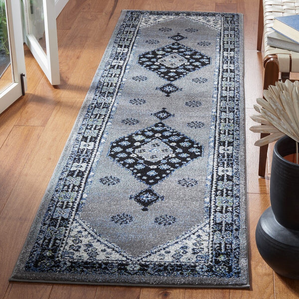 Safavieh Vintage Hamadan 202 Power Loomed Polypropylene Transitional Rug VTH202B-9