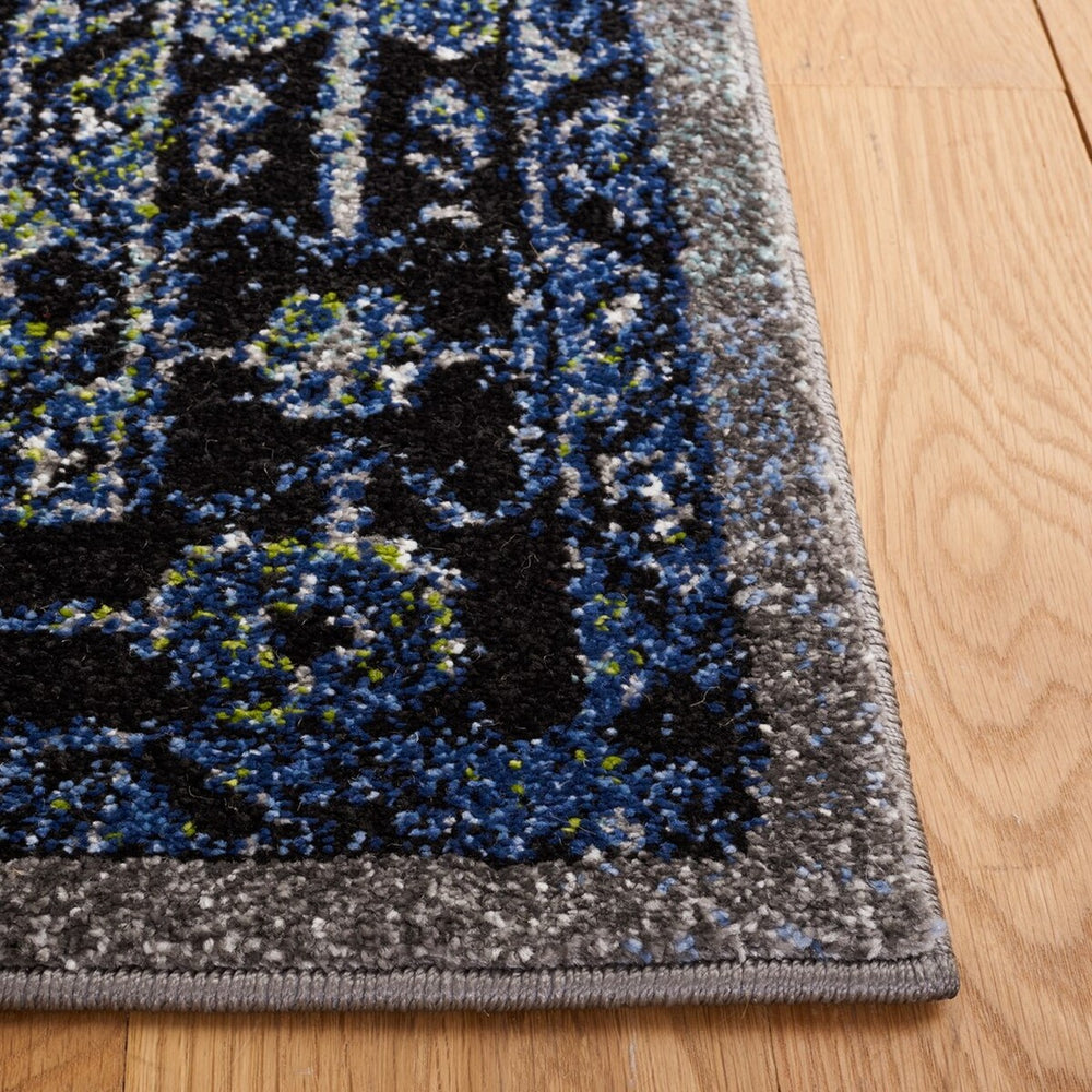 Safavieh Vintage Hamadan 202 Power Loomed Polypropylene Transitional Rug VTH202B-9