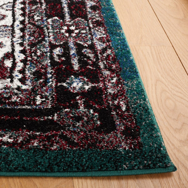 Safavieh Vintage Hamadan 202 Power Loomed Polypropylene Transitional Rug VTH202Y-9