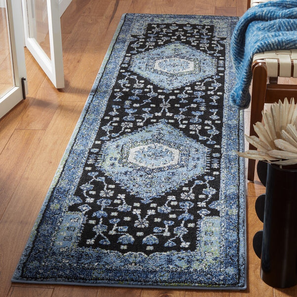 Safavieh Vintage Hamadan 204 Power Loomed Polypropylene Transitional Rug VTH204J-9