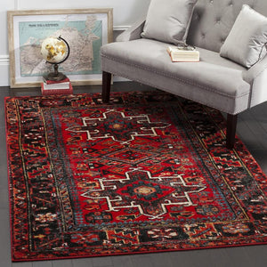 Safavieh Vintage Hamadan 211 Power Loomed Polypropylene Transitional Rug VTH211A-9SQ
