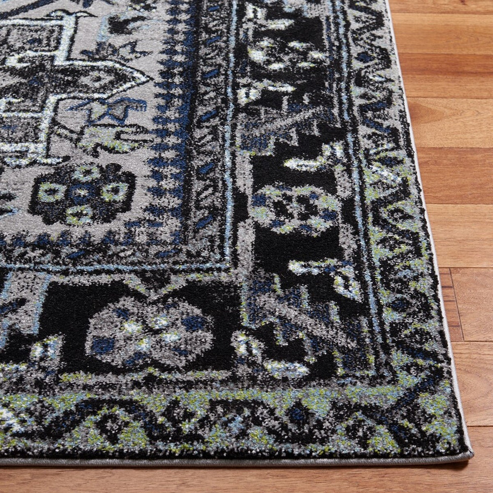 Safavieh Vintage Hamadan 211 Power Loomed Polypropylene Transitional Rug VTH211F-214