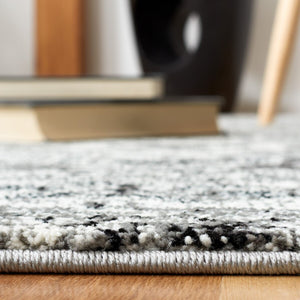 Safavieh Vintage Hamadan 211 Power Loomed Polypropylene Transitional Rug VTH211G-9