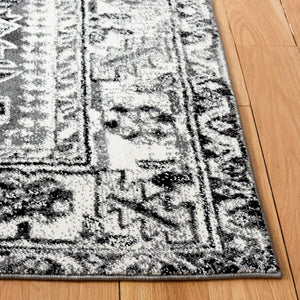 Safavieh Vintage Hamadan 211 Power Loomed Polypropylene Transitional Rug VTH211G-26