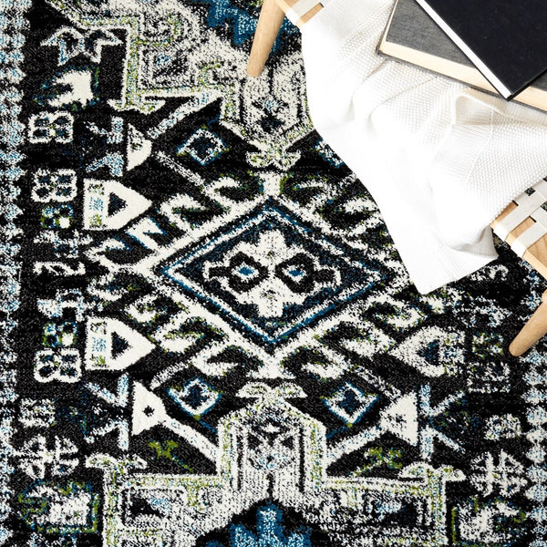 Safavieh Vintage Hamadan 211 Power Loomed Polypropylene Transitional Rug VTH211H-9