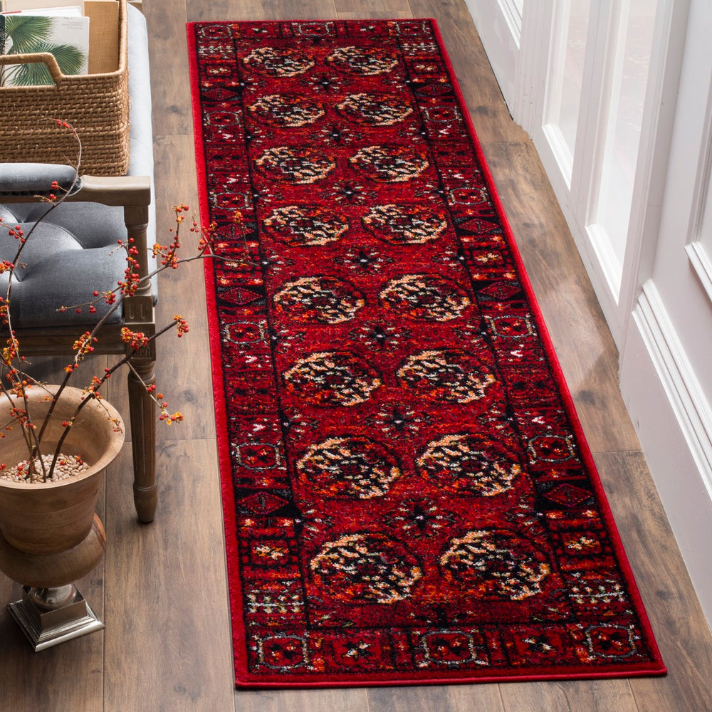 Safavieh Vintage VTH212 Power Loomed Rug