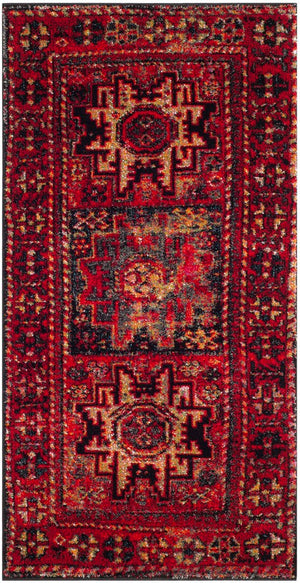 Safavieh Vintage Hamadan 213 Power Loomed Polypropylene Transitional Rug VTH213A-9SQ